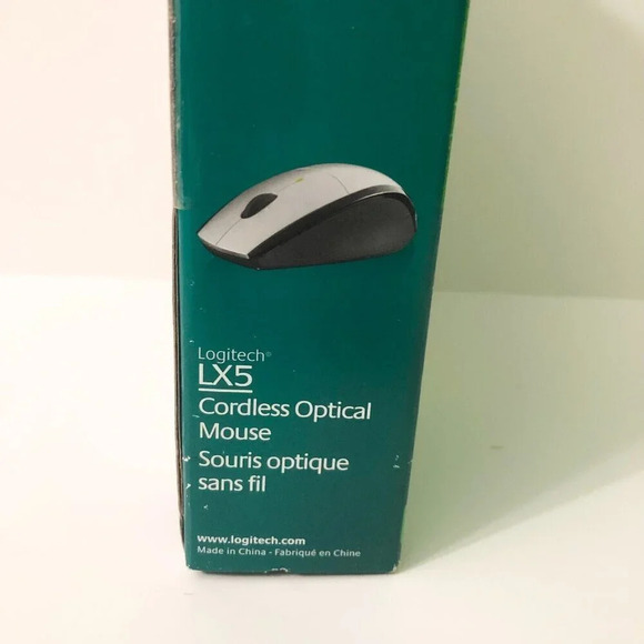 Logitech LX5 Cordless Button  Scroll Optical Mouse - Picture 15 of 16